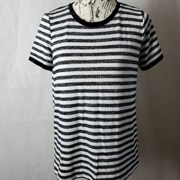 GAP Black & White Striped Knit To - Medium - Picture 1 of 3